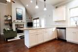 121 Lakes Dr S - Photo 11