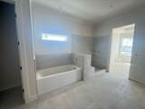382 Dowsett Avenue - Photo 6