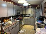 34 Cr 423 - Photo 5