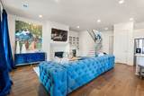 1302 Pleasant Dr - Photo 3