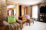 16 Cr 211 - Photo 51