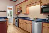 197 West - Photo 32