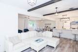 2202 Scott Street - Photo 6