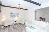 2202 Scott Street - Photo 9