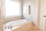 121 Lakes Dr S - Photo 32