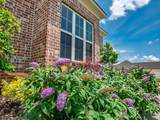 311 Dowsett Avenue - Photo 36