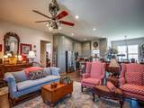 311 Dowsett Avenue - Photo 6