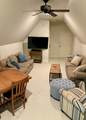 308 Windsor Drive N - Photo 17