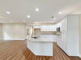 242 East Oxford Street - Photo 4