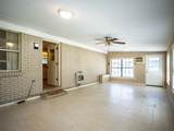 117 Hemlock - Photo 11