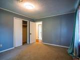 117 Hemlock - Photo 18
