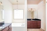 401 Scarlet Cove - Photo 16