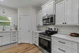 1005 Lynnlee Lane - Photo 13