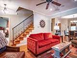 112 Robin Way - Photo 11