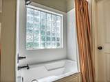 112 Robin Way - Photo 18