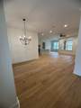 352 Dowsett - Photo 7