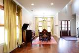 121 Lakes Dr S - Photo 16