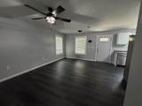 114 W Countiss - Photo 8