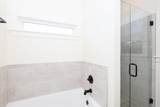 320 Dowsett Ave - Photo 16