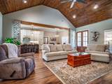 3059 Highway 310 - Photo 4