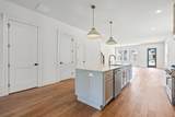 504 Hemingway Lane - Photo 7