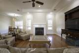 712 Savannah - Photo 3