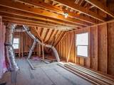 6099 Hickory Point Drive - Photo 32