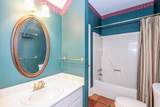 405 Lakeview Court - Photo 16