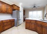 307 Centerpointe Dr - Photo 11