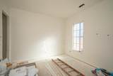 820 Mccleary Dr - Photo 4