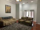 81 Cr 279 - Photo 10