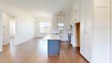 327 Dowsett Avenue - Photo 5