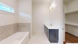 374 Dowsett Avenue - Photo 9
