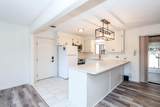 2202 Scott Street - Photo 15