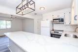 2202 Scott Street - Photo 16