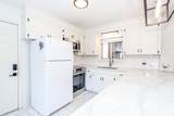 2202 Scott Street - Photo 17