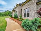 614 Greenhaven - Photo 2