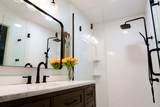 16 Cr 2055 - Photo 36