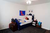 16 Cr 2055 - Photo 39