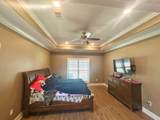 69 Cr 451 - Photo 24
