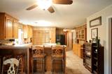 51 Cr 469 - Photo 16