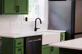 16 Cr 2055 - Photo 10