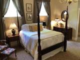824 University Avenue - Photo 17