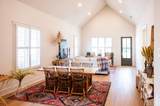 211 Williams - Photo 9
