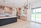 803 Oxford Loop - Photo 13