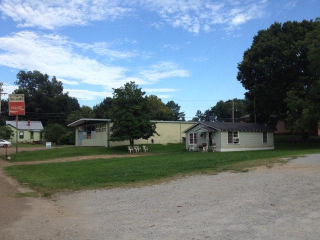 114 Calhoun Street - Photo 1