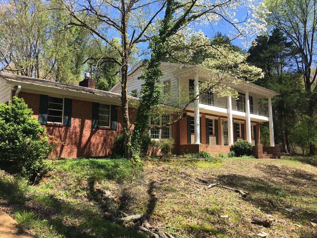 410 Country Club - Photo 1