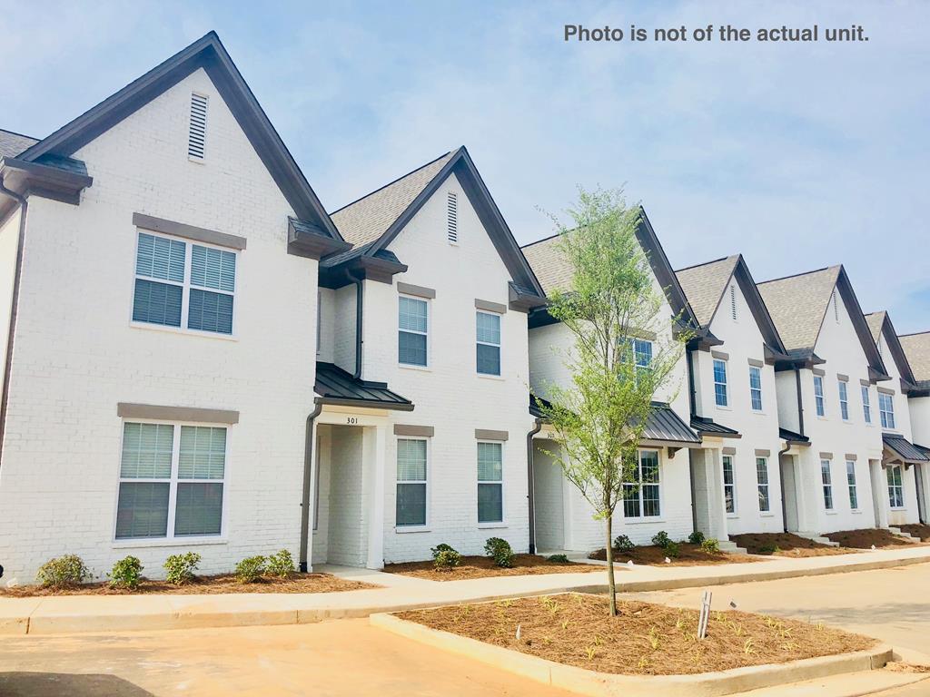 102 Farm View Dr. #1501 - Photo 1