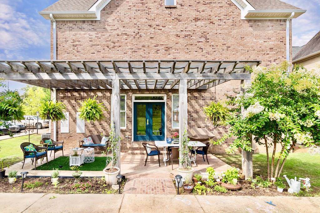 2611 Little Street - Photo 1