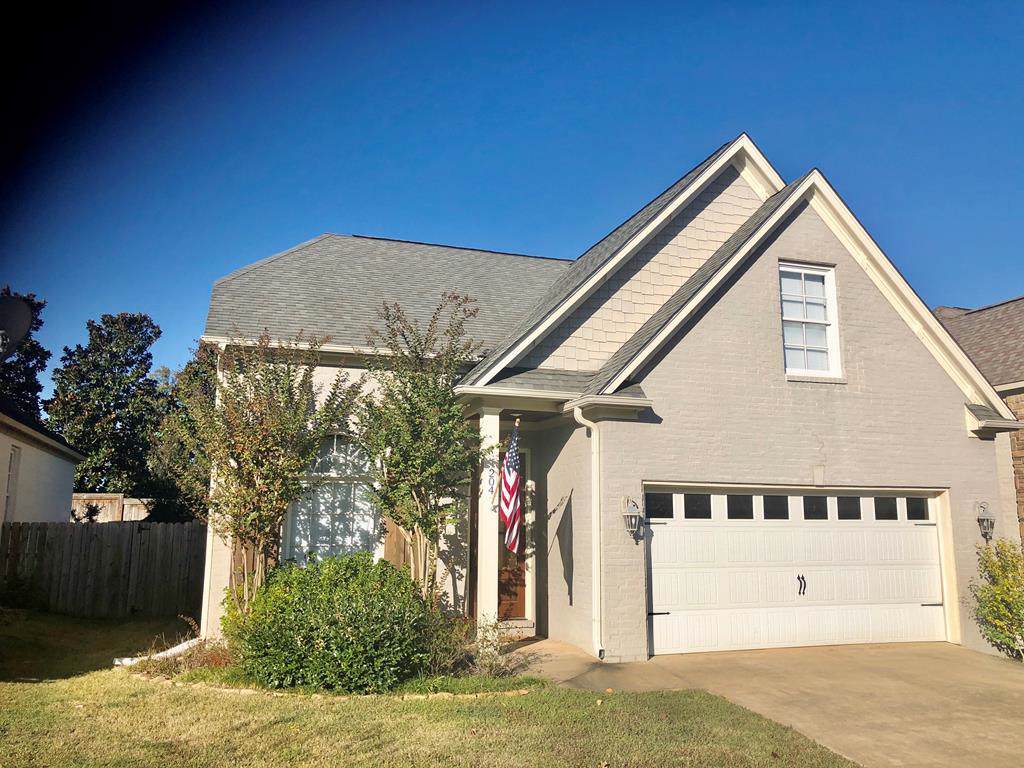 204 Avalon - Photo 1